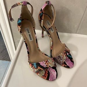 Steve Madden Heels- Multi Color